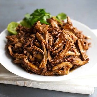 Honey Glazed Crockpot Chicken Adobo - simple pantry ingredients, hardly any hands-on time, 200 calories. | https://natural-trim.today