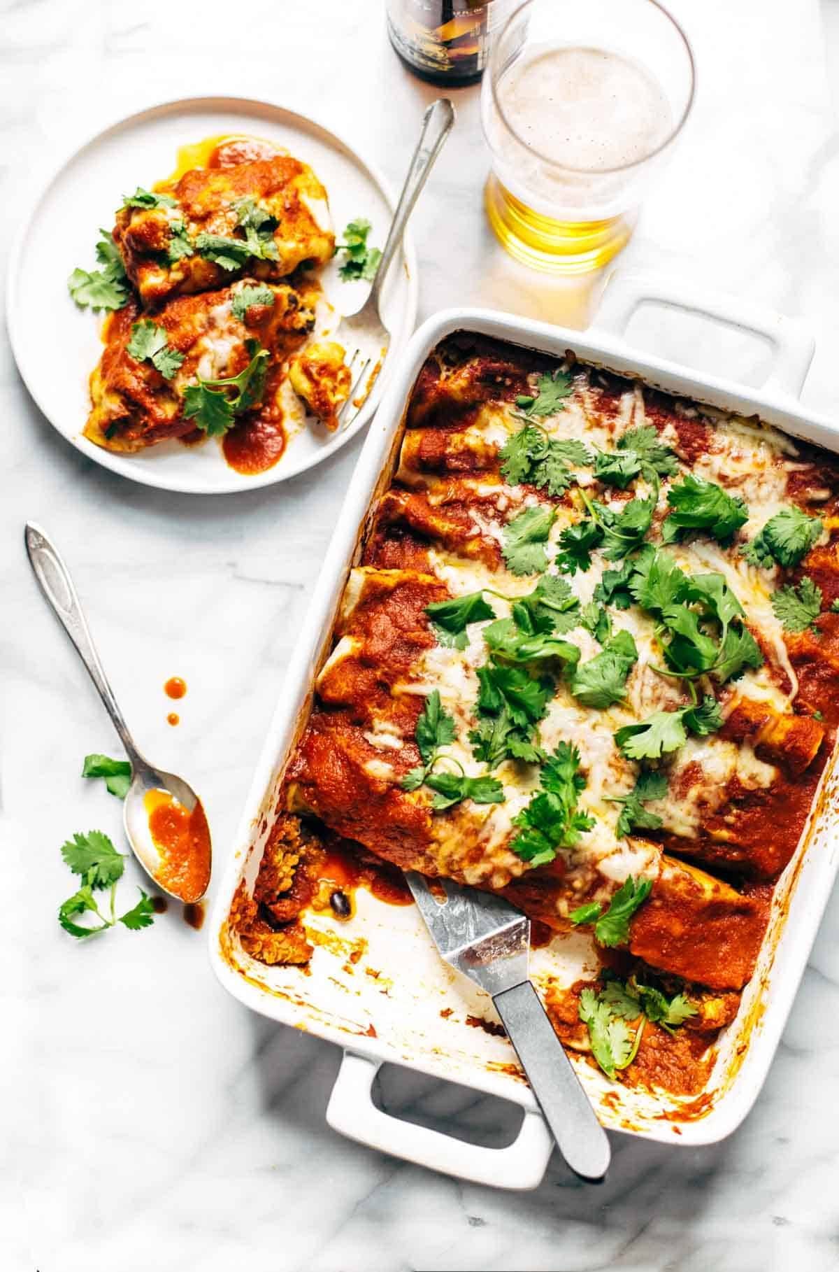 You won't believe how easy this recipe is! Comfort food meets REAL food with healthy, simple ingredients. SO deliciously good! | pinchofyum.com You won't believe how easy this recipe is! Comfort food meets REAL food with healthy, simple ingredients. SO deliciously good! | pinchofyum.com